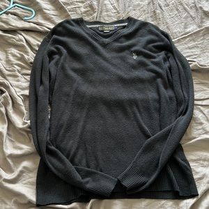 Used polo v-neck. Still good condition.